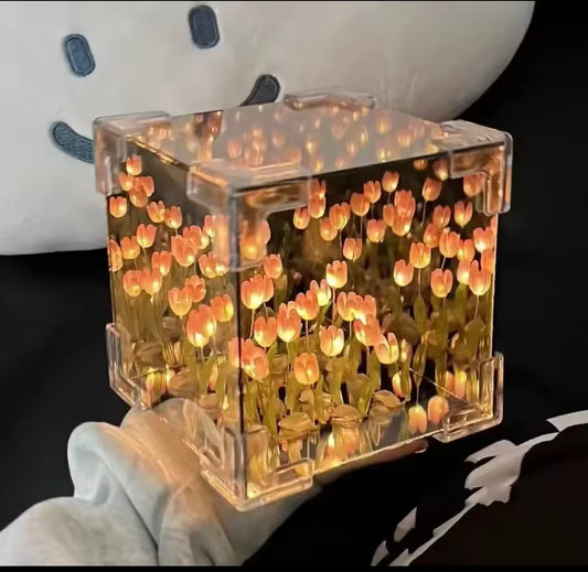 CUBO MÁGICO DE TULIPANES